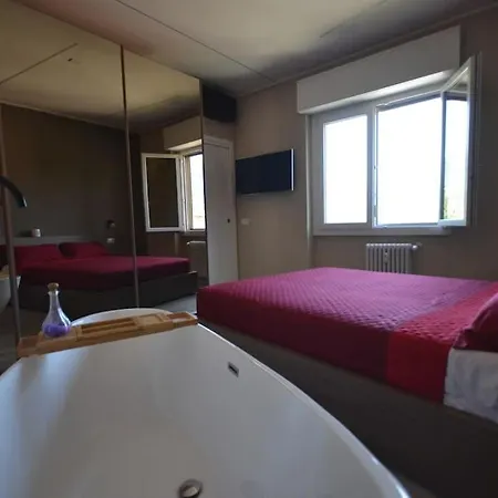Chez Moi * كومو